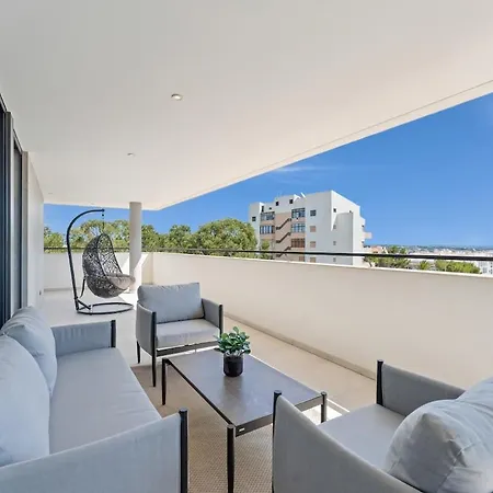 Luxury 3br Sea Views, Pool, Sauna, Gym شقة