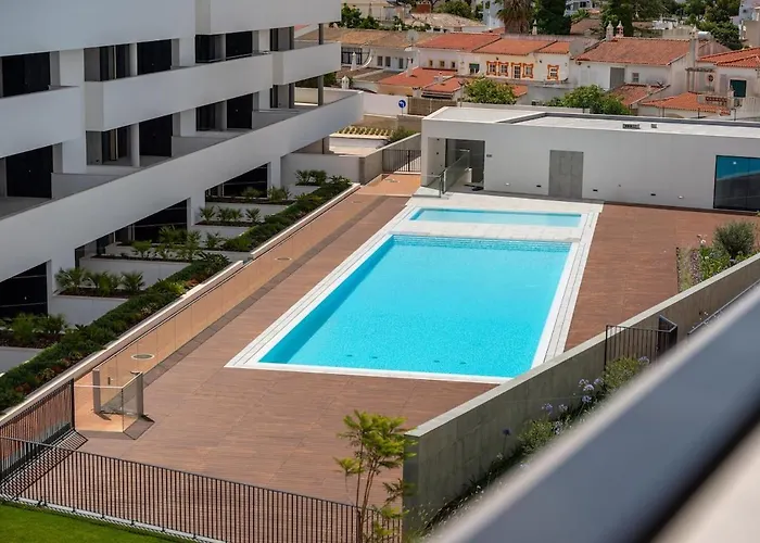 Luxury 3br Sea Views, Pool, Sauna, Gym Apartament *