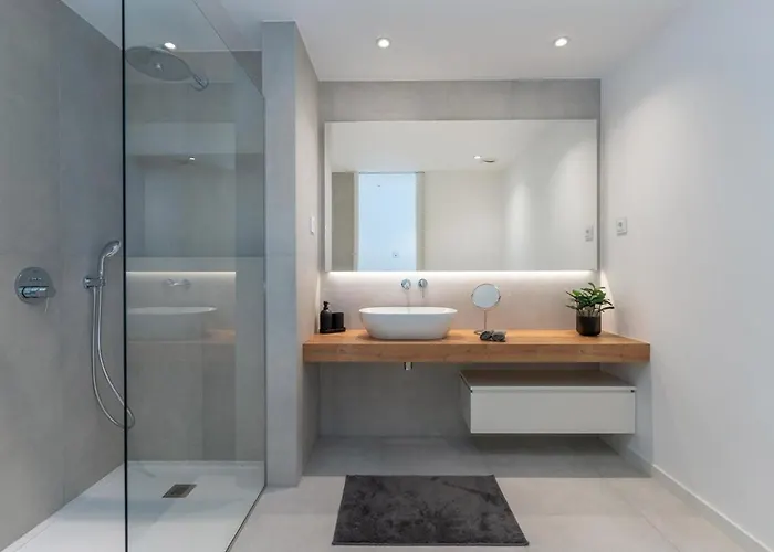 Apartament Luxury 3br Sea Views, Pool, Sauna, Gym