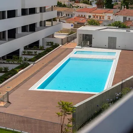 Luxury 3br Sea Views, Pool, Sauna, Gym Apartmán *