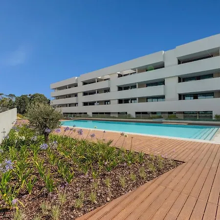 Апартаменты Luxury 3br Sea Views, Pool, Sauna, Gym Лагуш