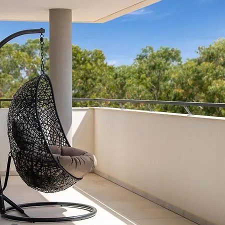 Luxury 3br Sea Views, Pool, Sauna, Gym *