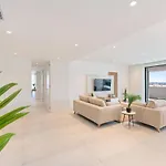 Luxury 3br Sea Views, Pool, Sauna, Gym Lejlighed Lagos