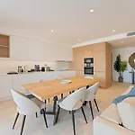 アパート Luxury 3br Sea Views, Pool, Sauna, Gym